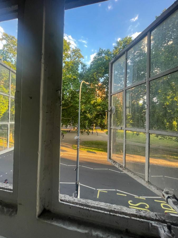 96 Uxbridge Road Apartments Λονδίνο Εξωτερικό φωτογραφία